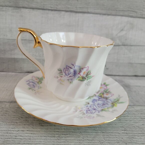 Lefton Lavender Rose Bone China Teacup & Saucer Set - Picture 2 of 7